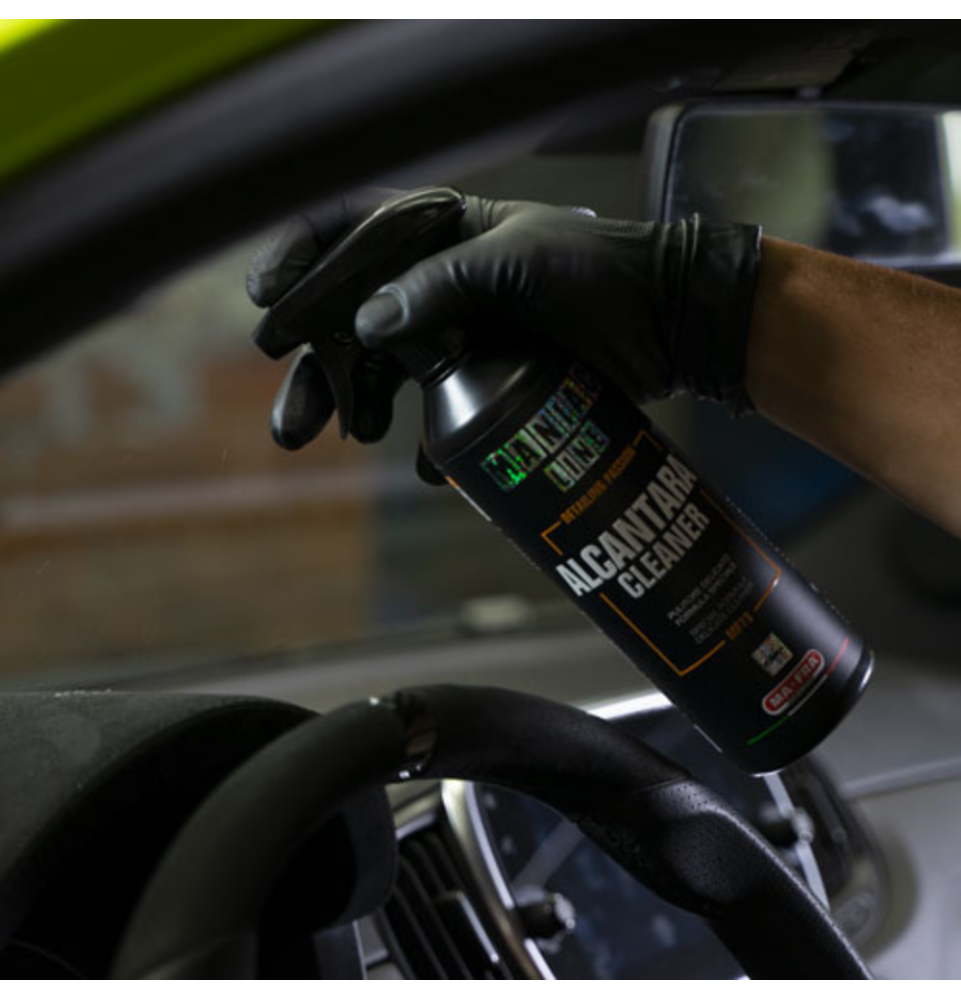 Alcantara® Cleaner 500ml Maniac Line| pulitore specifico per Alcantara