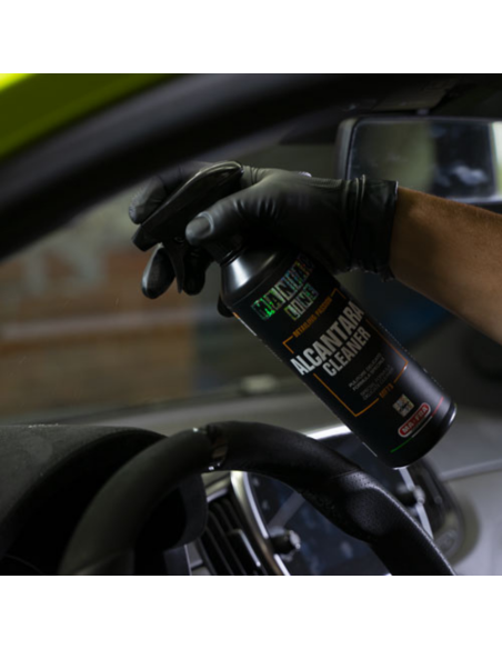 Alcantara® Cleaner 500ml Maniac Line| pulitore specifico per Alcantara
